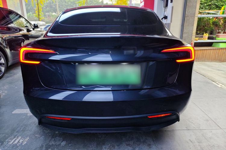 Used Tesla Model 3 2023 Long-Range All-Wheel-Drive Version