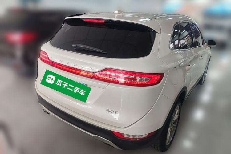 Used Lincoln MKC 2017 2.0T Two-Wheel-Drive Luxury Edition
