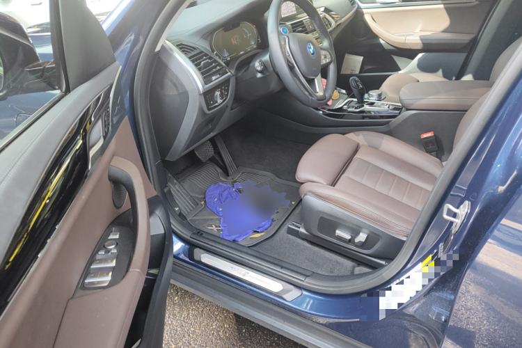 Used BMW iX3 2021 Leading Model
