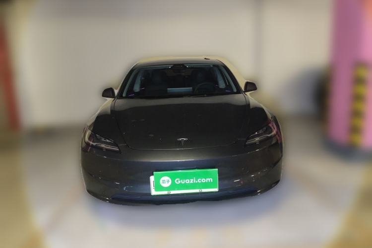 Used Tesla Model 3 2023 Rear-Wheel-Drive Version
