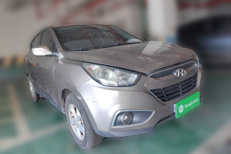 Used Hyundai ix35 2012 2.0L Manual Two-Wheel Drive New Edition GL