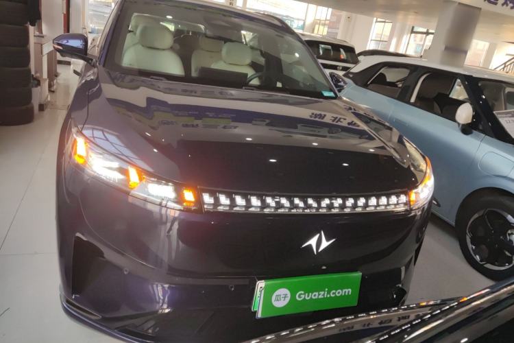 Used Dongfeng eπ eπ008 2024 636Max All-Electric Version 6 Seats
