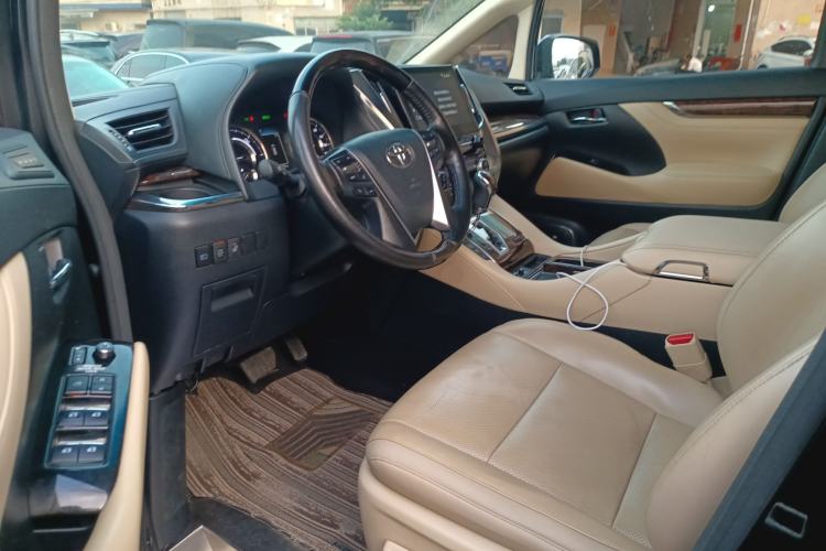 Used Toyota Alphard 2020 Dual-Engine 2.5L Luxury Edition