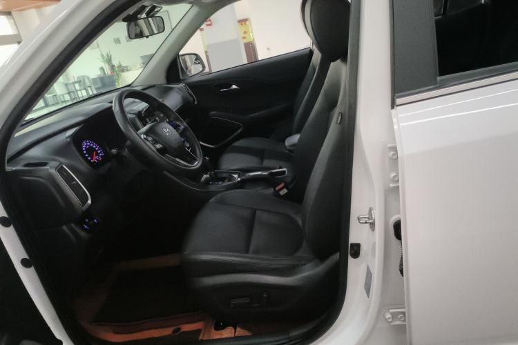 Used Hyundai ix35 2018 2.0L Automatic 2WD Zhiyong·Changxiang Edition Left Front Seat