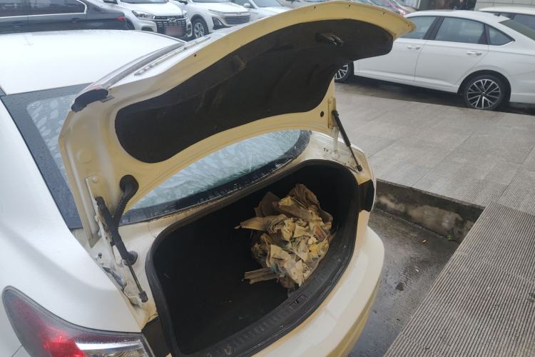 Used Mazda Mazda 3 2015 Sedan 1.6L Automatic Comfort Model