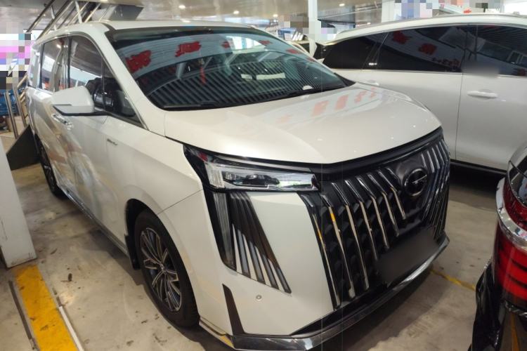 Used GAC Trumpchi M8 2024 Master Series 400T Prestige Edition Front Right 45 Deg