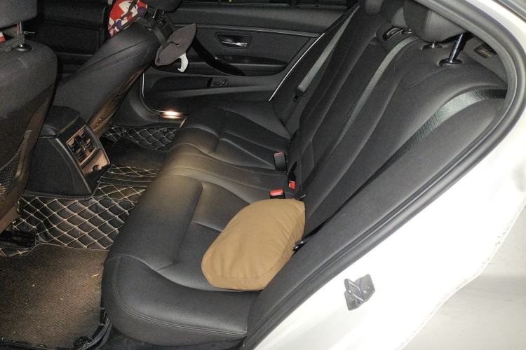 Used BMW 3 Series 2019 320Li Fashion Model Left Rear Seat