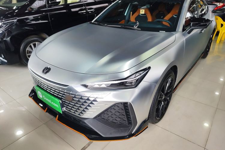 Used CHANGAN UNI-V 2023 2.0T Leading-Speed Edition