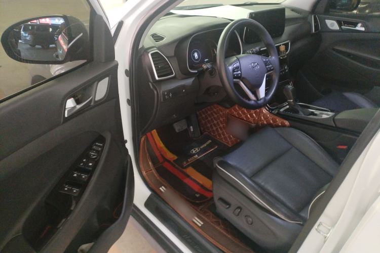 Used Hyundai Tucson 2020 280TGDi Two-Wheel-Drive GLS Smart Connectivity Version China VI Standard Driver Seat