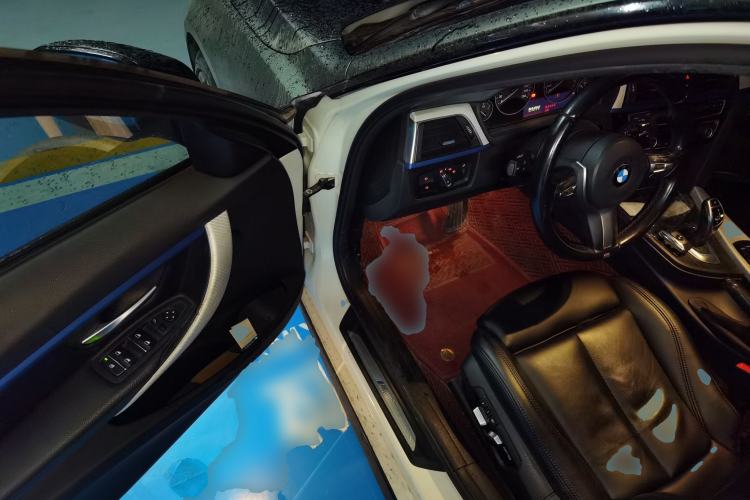 Used BMW 3 Series 2018 320i M Sport Package
