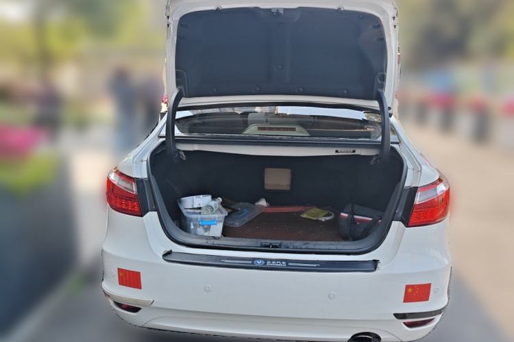 Used CHANGAN Raeton 2014 1.8T Automatic Elite Anniversary Edition China IV Standard