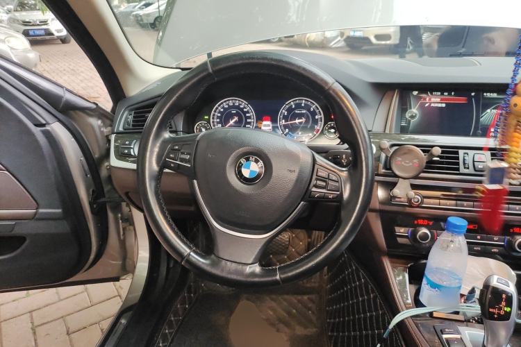 Used BMW 5 Series 2014 525Li Luxury Design Package