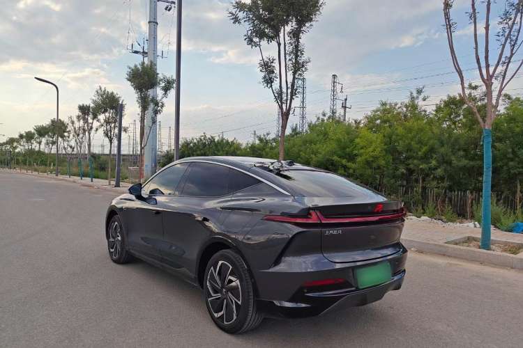 Used Rising R7 2022 Long-Range Advanced Edition