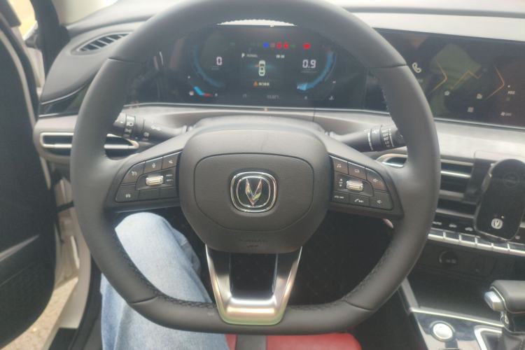 Used CHANGAN Eado 2021 PLUS Blue Whale NE 1.4T GDI DCT Prestige Model
