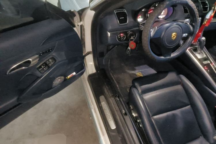 Used Porsche Cayman 2013 Cayman 2.7L Driver Seat