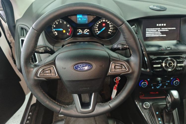 Used Ford Focus 2017 Sedan 1.6L Automatic Fashion Edition Smart Drive Version
