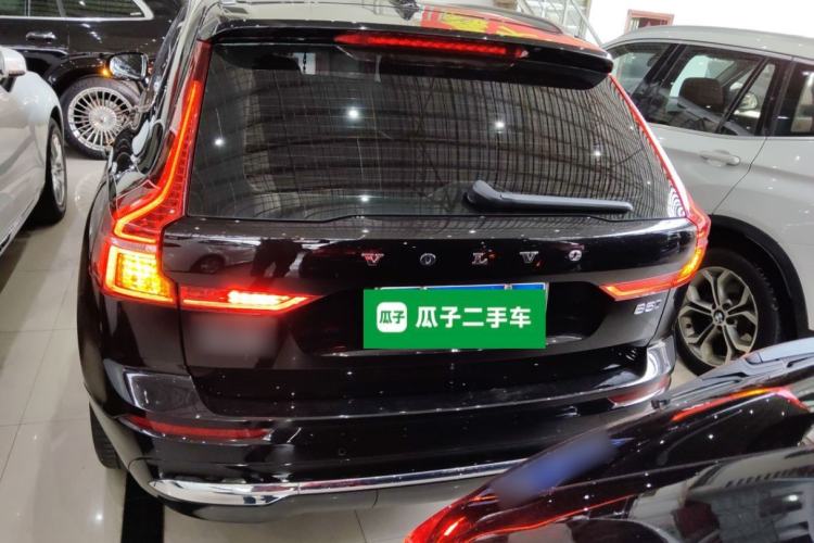 Used Volvo XC60 2023 B5 4x4 Smart Luxury Edition
