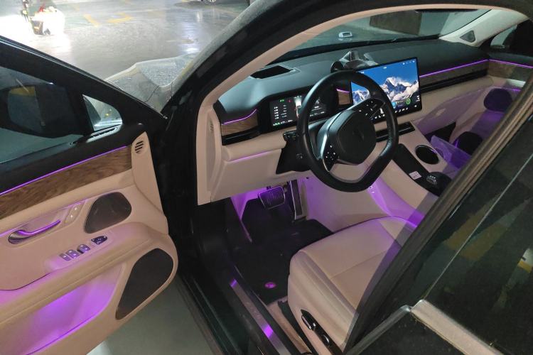 Used Hima AITO M5 2022 Extended-Range Four-Wheel Drive Flagship Edition Driver Seat