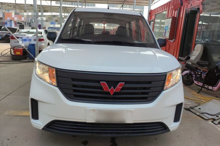 Used Wuling Hongguang PLUS 2019 1.5T Manual Standard Edition 5 Seats