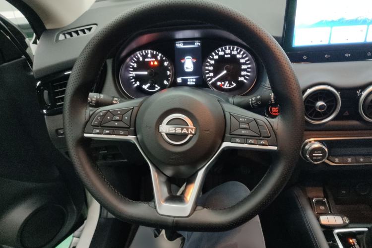 Used Nissan Qashqai 2025 Honor 2.0L CVT XV Genuine Edition