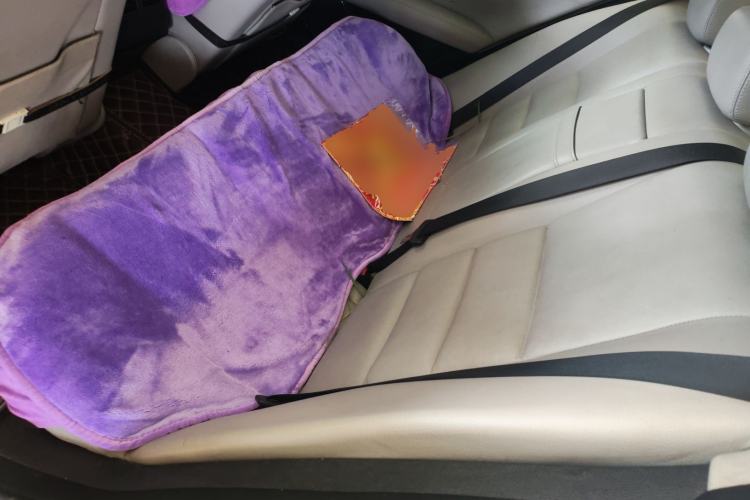 Used Mercedes-Benz C-Class 2010 C 200 CGI Fashion Model Left Rear Seat