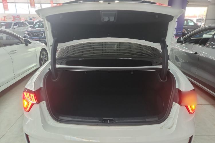 Used Lynk & Co 03 2022 2.0TD DCT JingPro
