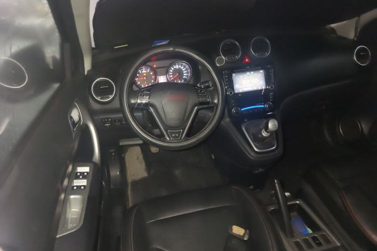 Used Haval H6 2014 Upgraded Model 1.5T Manual Two-Wheel Drive Elite Version
