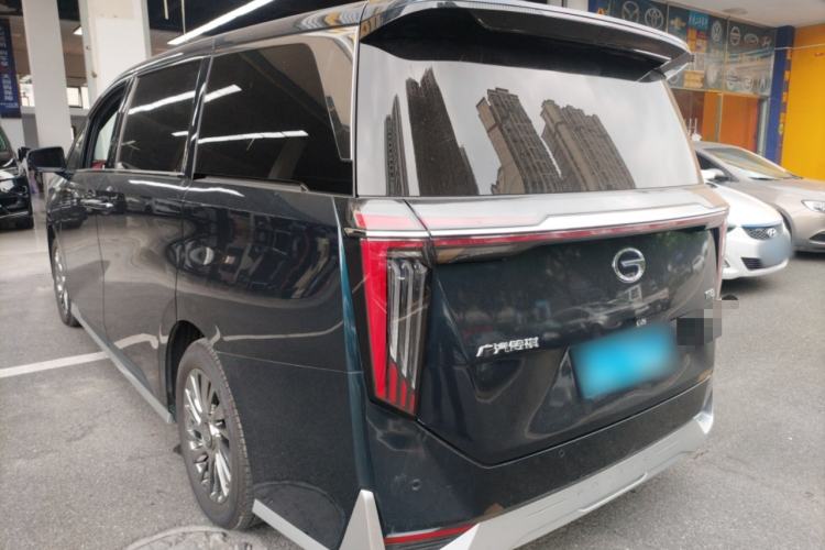 Used GAC Trumpchi M8 2023 Zongshi Series Dual-Motor Supreme Edition Exterior 2