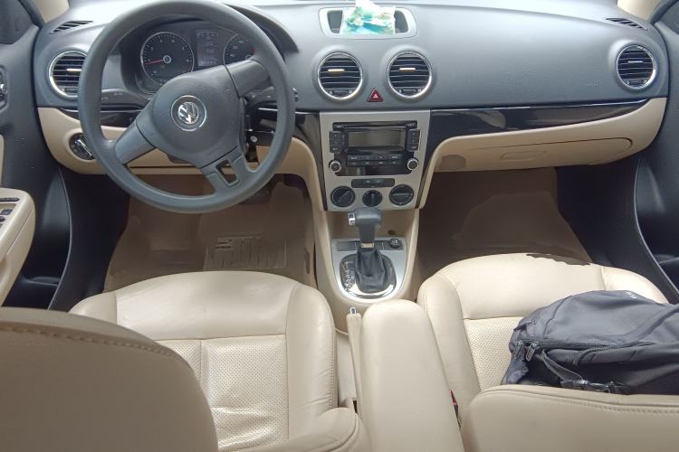 Used Volkswagen Lavida 2011 1.6L Automatic Premium Edition
