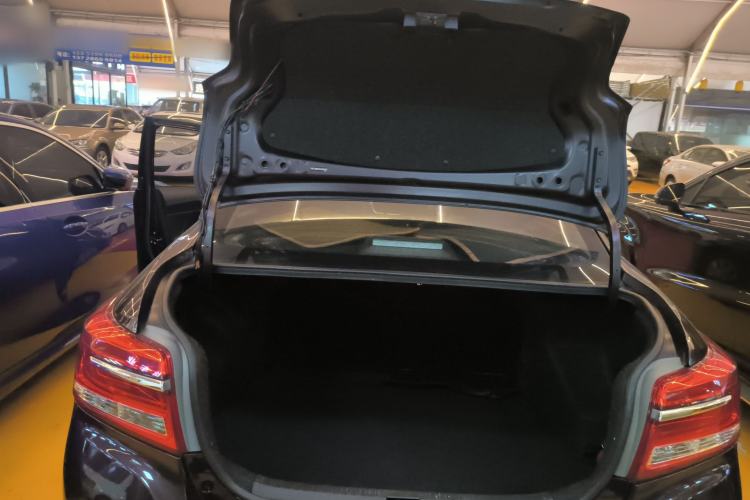 Used Toyota Vios 2017 1.5L CVT Innovation Edition Trunk