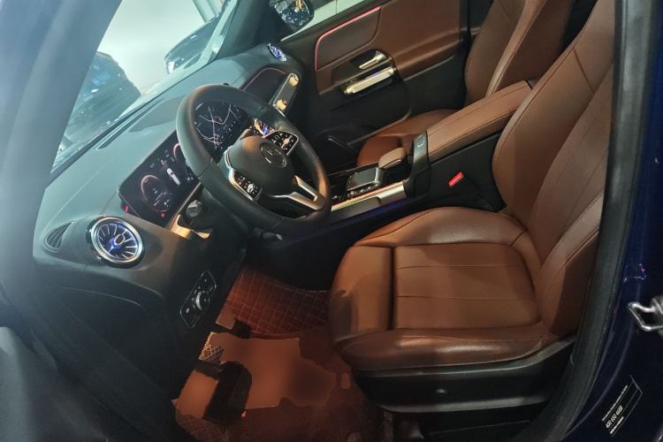 Used Mercedes-Benz GLB 2020 Updated GLB 200 Dynamic Edition Left Front Seat