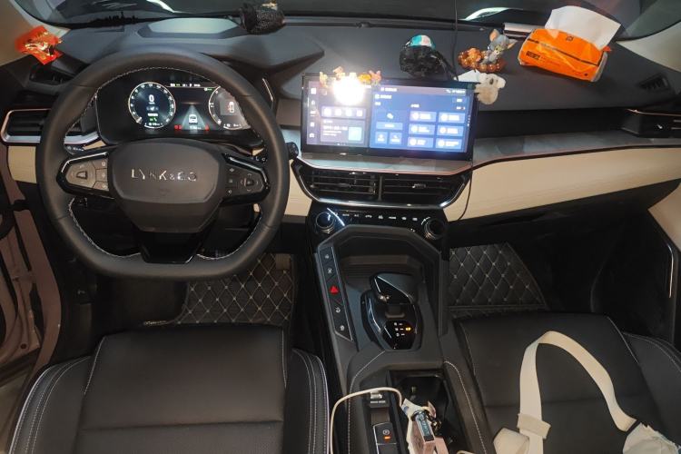 Used Lynk & Co 06 EM-P 2023 1.5T Remix PHEV Shero