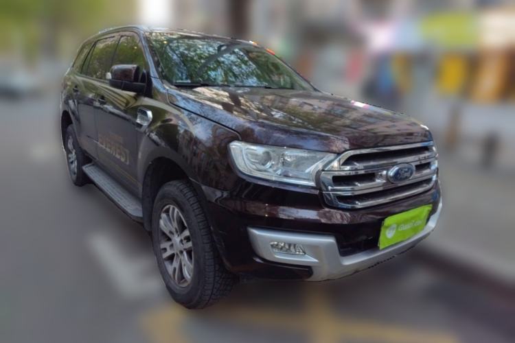 Used Ford Everest 2016 2.0T Gasoline Automatic 4x4 Luxury Edition Front Right 45 Deg