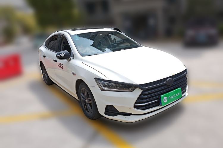 Used BYD Qin Pro 2019 Super Edition 1.5TI Automatic Smart Connect FENGSHANG Model China VI Standard
