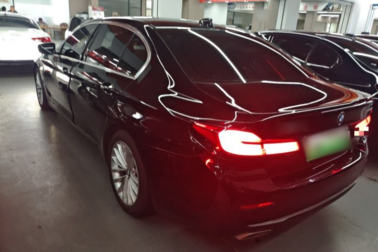 Used BMW 5 Series New Energy 2022 535Le Luxury Package
