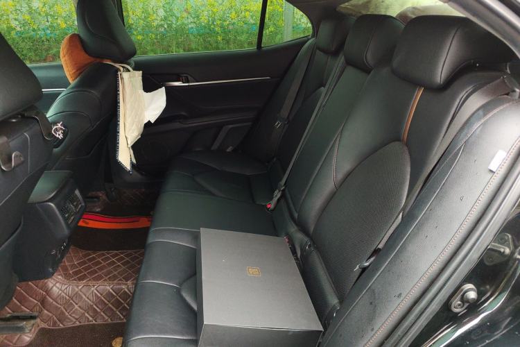 Used Toyota Camry 2019 Revised Version 2.0G Luxury Edition
