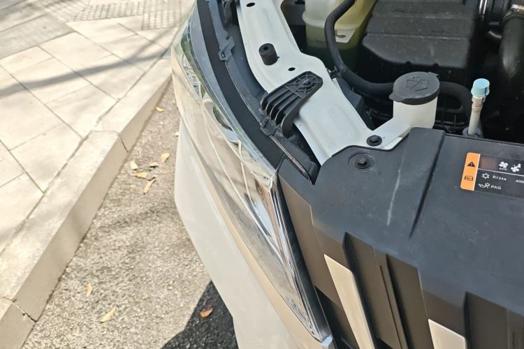 Used BAW Ruisheng Ace M7 2025 1.6L Manual Standard Wheelbase Comfort Version 5 Seats Right Front Headlight