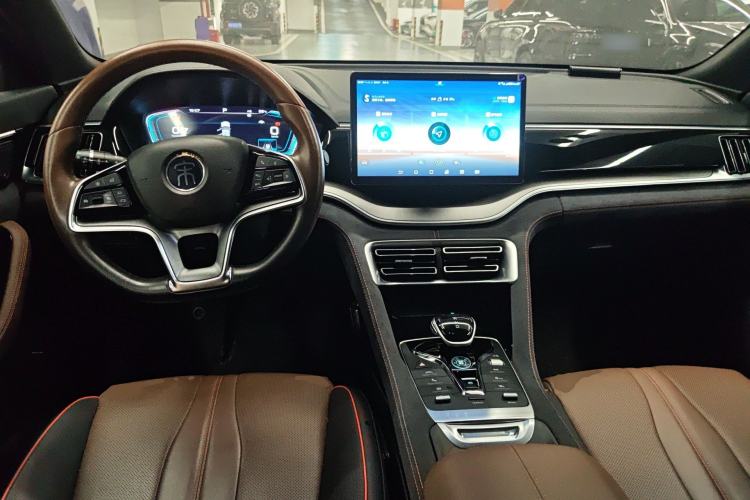 Used BYD Song PLUS 2020 1.5T Automatic Flagship PLUS Center Console