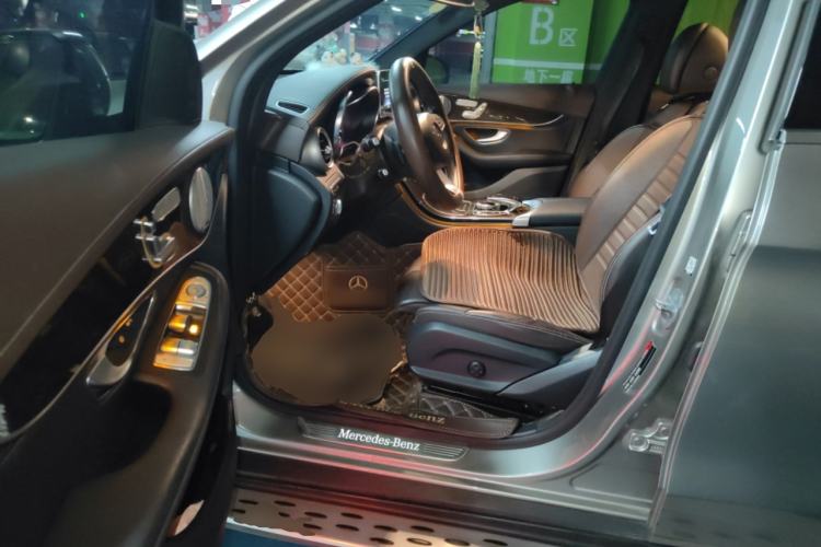 Used Mercedes-Benz GLC 2019 GLC 260 L 4MATIC Luxury Model