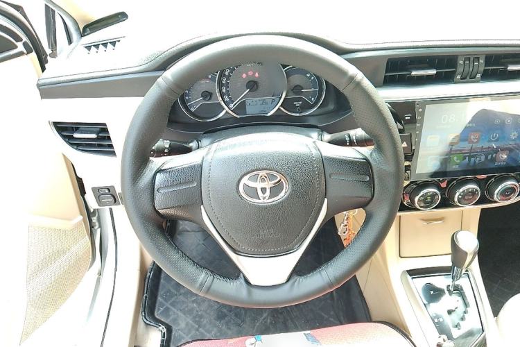 Used Toyota Corolla 2014 1.6L CVT GL Steering Wheel