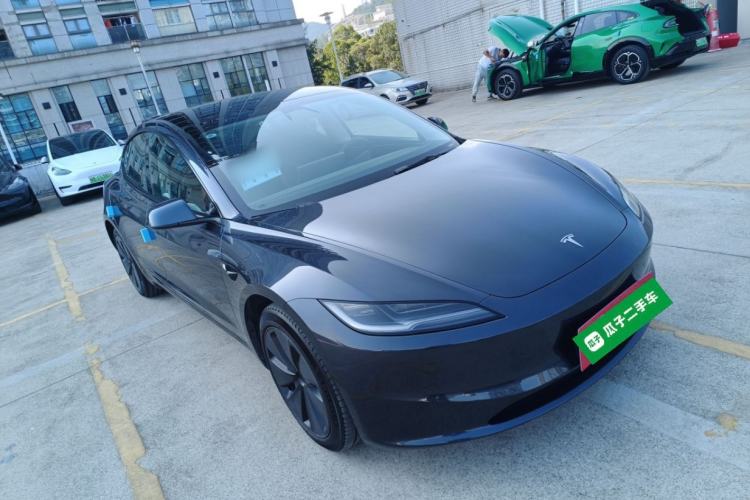 Used Tesla Model 3 2023 Long-Range All-Wheel-Drive Version