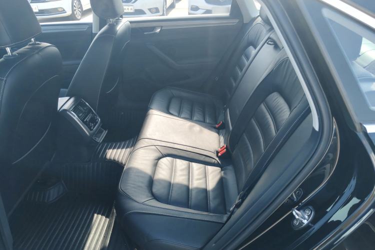 Used Volkswagen Passat 2016 330TSI DSG Luxury Edition