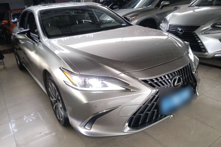 Used Lexus ES 2022 260 Excellence Edition
