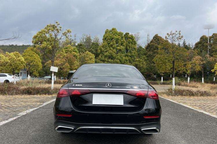 Used Mercedes-Benz E-Class 2024 Facelift E 300 L Fashion Sport Edition
