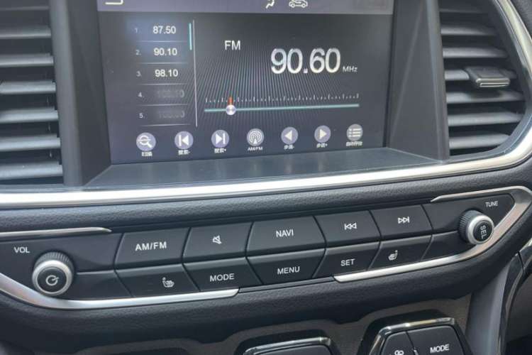 Used GAC Trumpchi GS4 2017 235T G-DCT Two-Wheel Drive Luxury Edition