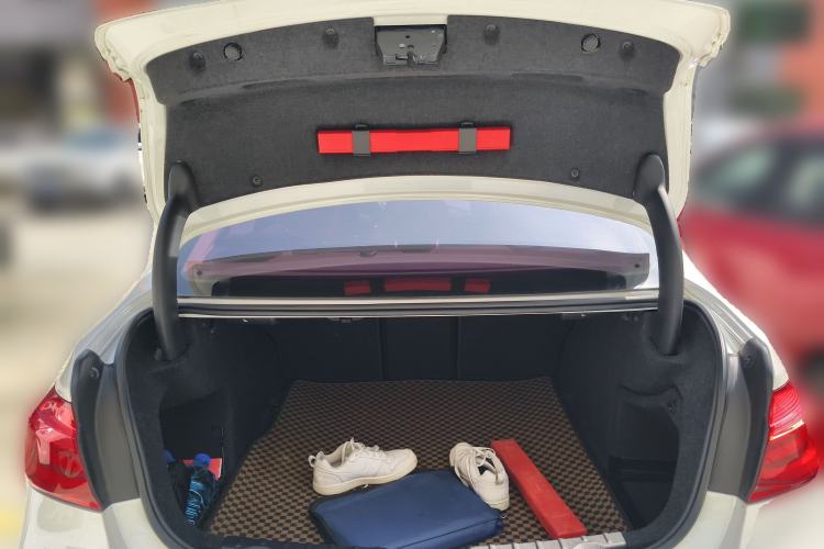 Used BMW 3 Series 2018 320Li Fashion Model Trunk