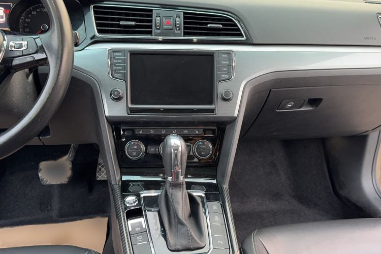 Used Volkswagen Lamando 2017 280TSI DSG Luxury Edition