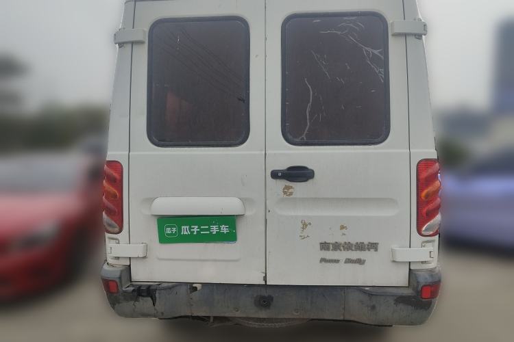 Used Iveco Power Daily 2013 2.5T-V39 Low-Roof Box Truck