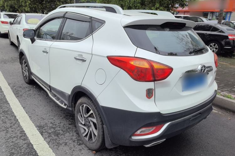 Used JAC Group Refine S3 2016 1.5L CVT Luxury Model Exterior 2