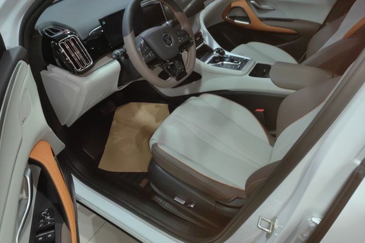 Used BYD Song Pro New Energy 2022 DM-i 110km Flagship Model Driver Seat